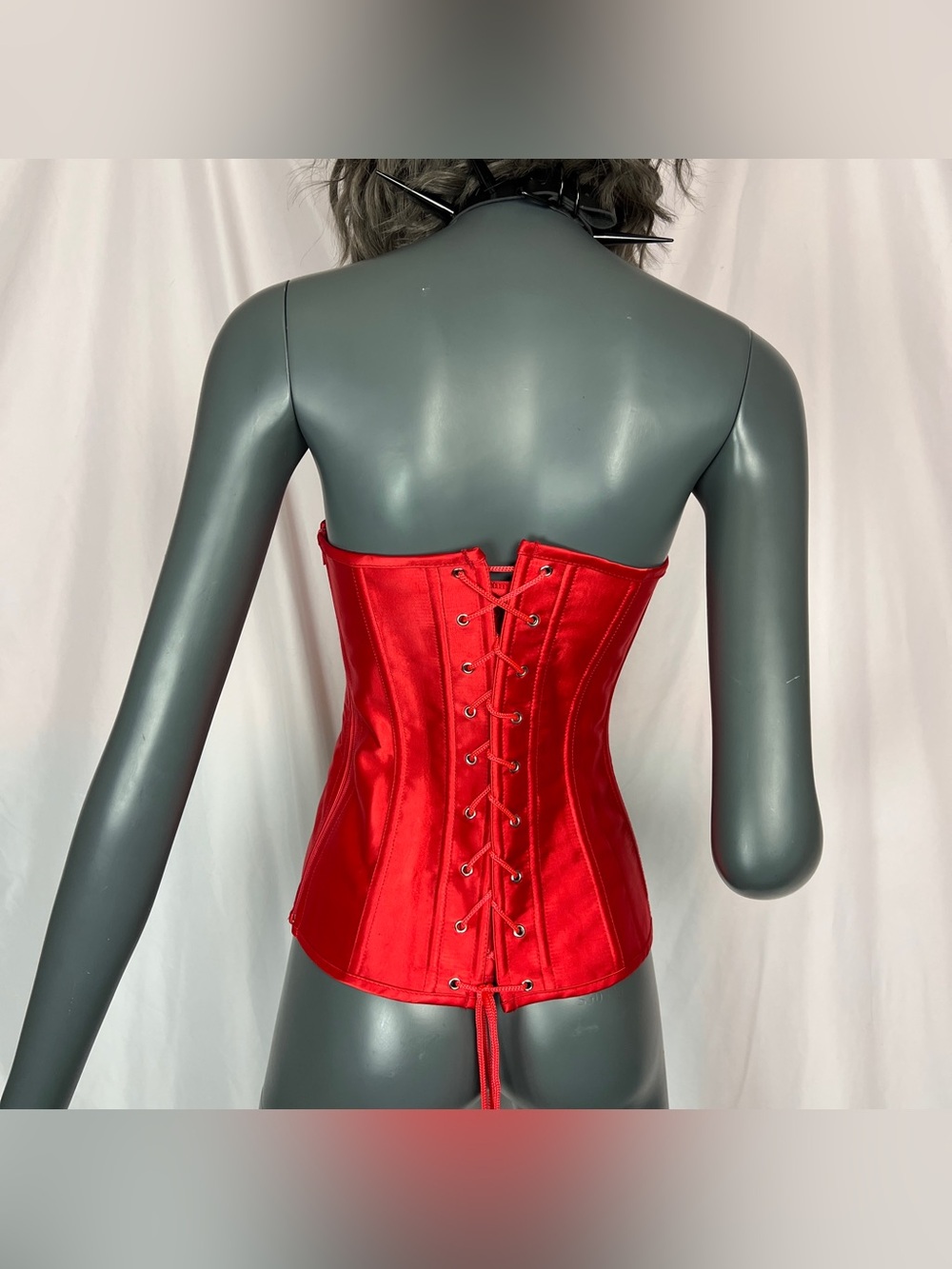 Red Satin Sweetheart Overbust Corset Top - Picture 6 of 7